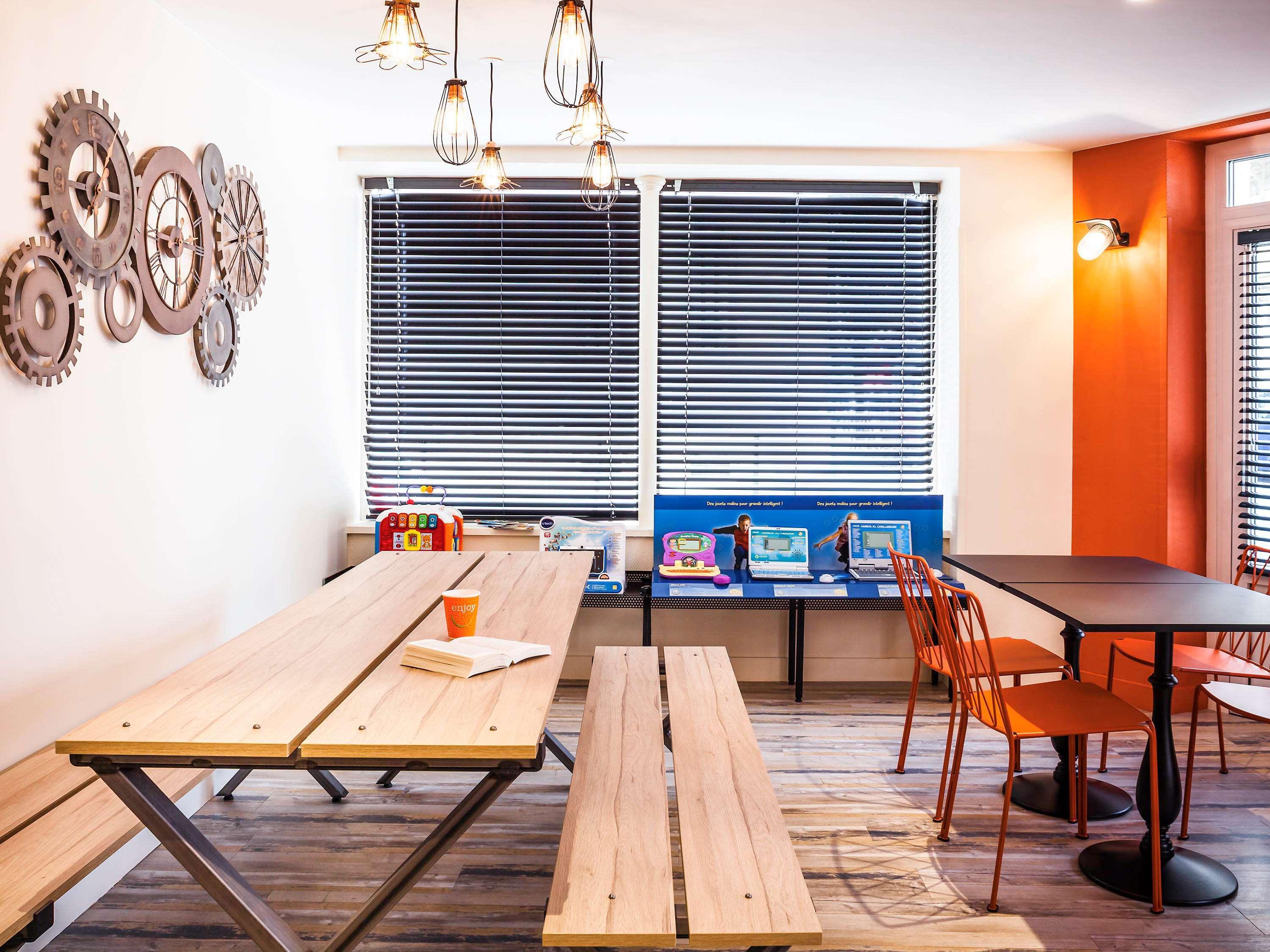 Hotel Ibis Styles Paris Mairie De Clichy Esterno foto